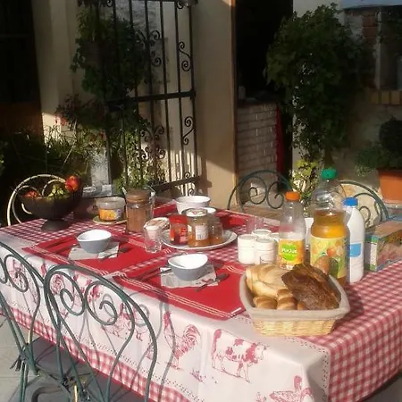 Maison D'hotes Chez Lila Des Bois Nointel (Oise)