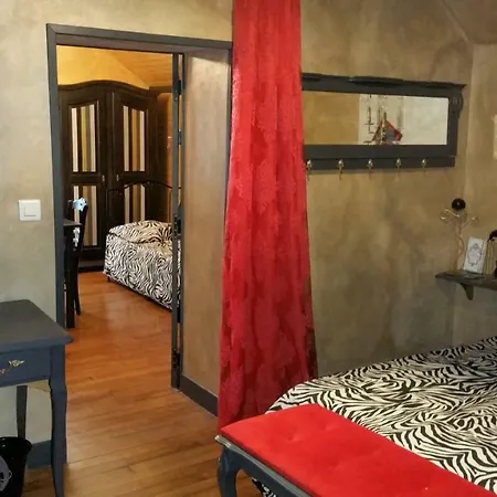 فندق مبيت وإفطار Maison D'hotes Chez Lila Des Bois Nointel (Oise)