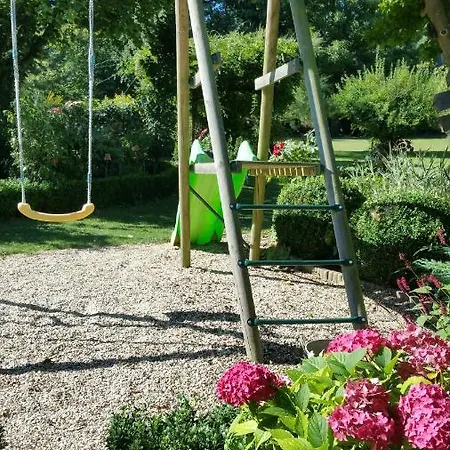 Maison D'hotes Chez Lila Des Bois Nointel (Oise)