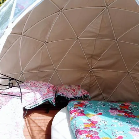 Maison D'hotes Chez Lila Des Bois فندق مبيت وإفطار