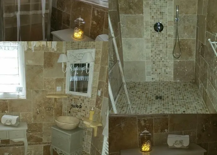 Maison D'hotes Chez Lila Des Bois Bed & Breakfast 3*